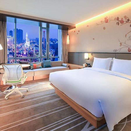 Hilton Garden Inn Нинбо Экстерьер фото