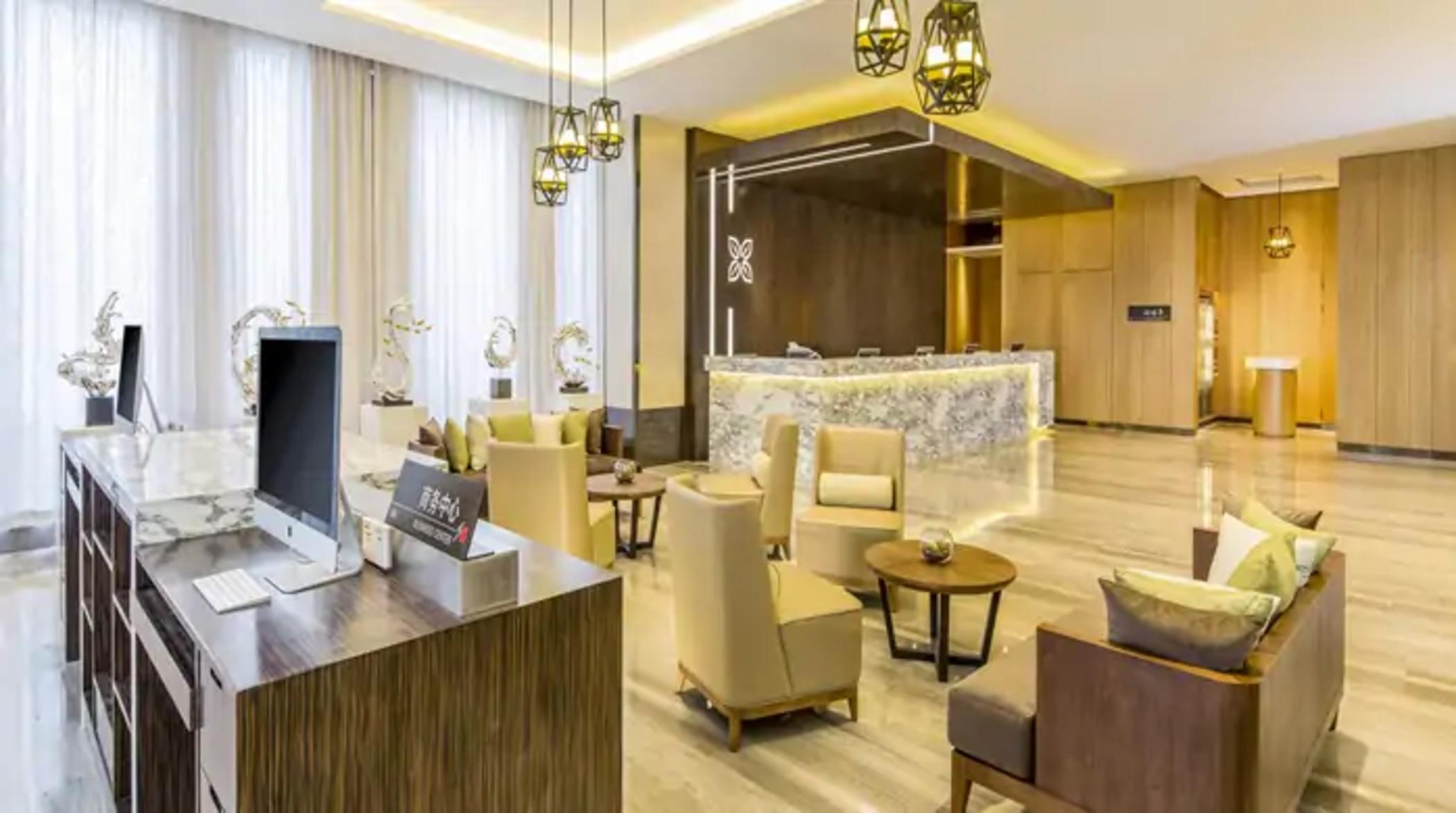Hilton Garden Inn Нинбо Экстерьер фото