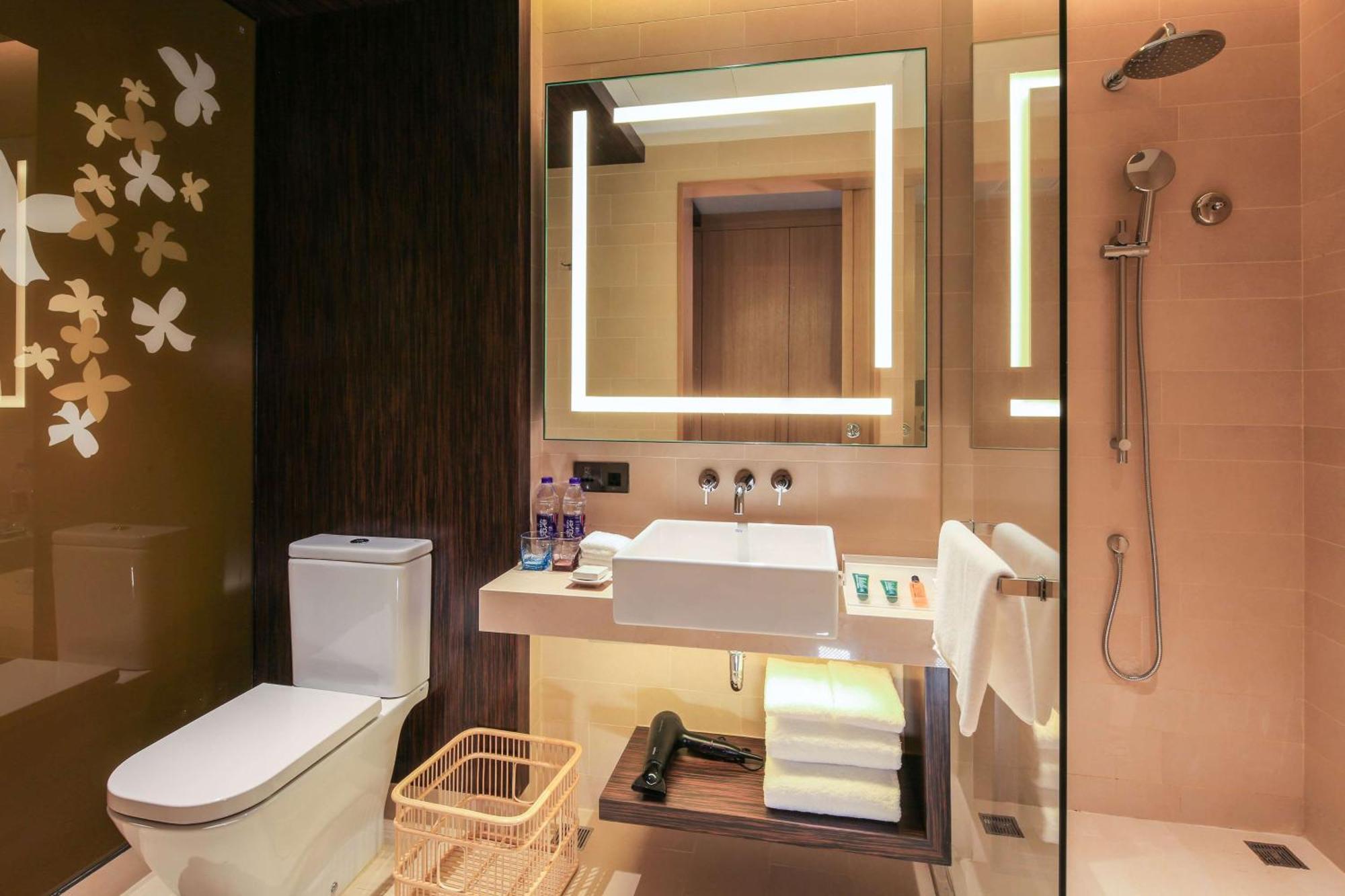 Hilton Garden Inn Нинбо Экстерьер фото